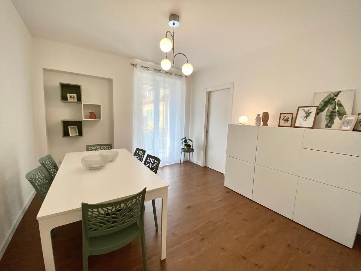 Casa Dell'Edera - Holiday Apartment In Domodossola Ngoại thất bức ảnh